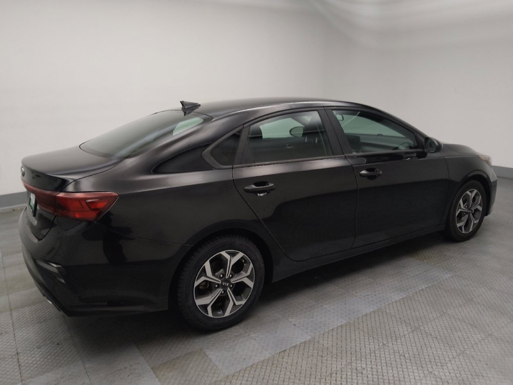 Used 2019 Kia Forte LXS FWD image 10
