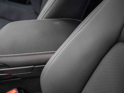 Used 2025 Lexus IS 300 F Sport RWD image 19