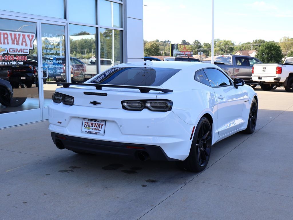 Used 2021 Chevrolet Camaro SS RWD image 3