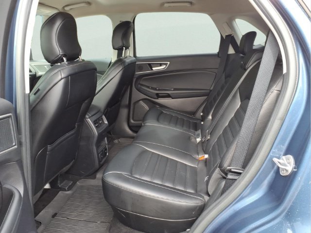 Used 2019 Ford Edge SEL w/ Equipment Group 201A AWD/4WD image 9