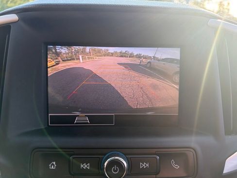 Used 2023 GMC Terrain SLE w/ Driver Convenience Package AWD/4WD image 21