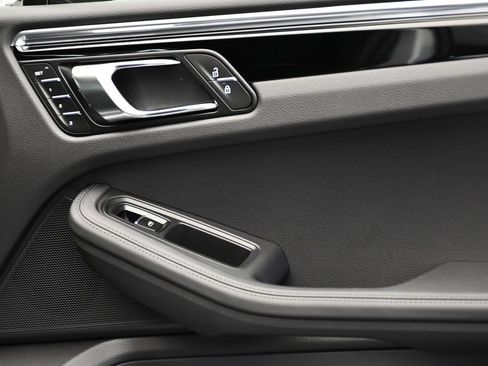 Certified 2026 Porsche Macan Turbo AWD/4WD image 49