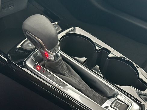 New 2026 Chevrolet Trax LT FWD image 21