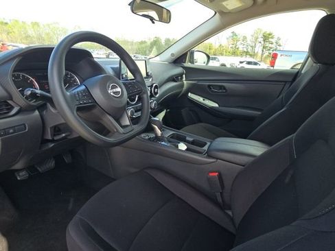 Used 2025 Nissan Sentra S FWD image 20
