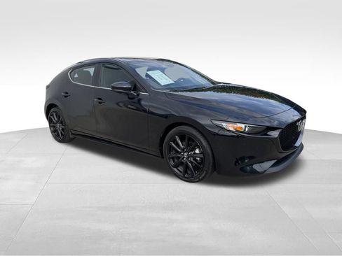 Used 2024 MAZDA MAZDA3 s FWD image 3
