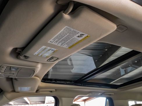 Used 2022 Ford Expedition Max Limited image 21