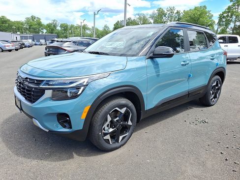 New 2026 Kia Seltos S AWD/4WD image 3