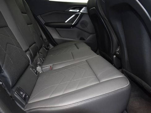 Used 2025 BMW X2 xDrive28i image 22