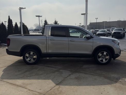 Certified 2025 Honda Ridgeline RTL image 6