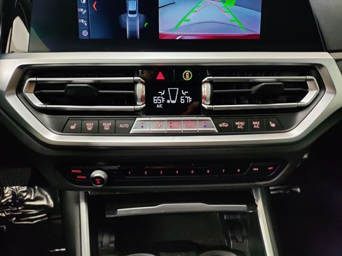 Used 2020 BMW 330i Sedan w/ Driving Assistance Package image 27
