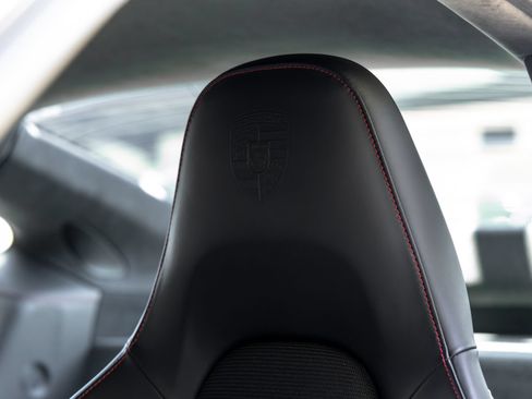 Certified 2018 Porsche 911 GT3 RWD image 29
