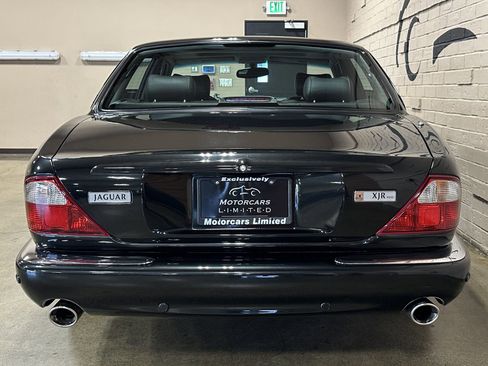 Used 2002 Jaguar XJ8 image 5
