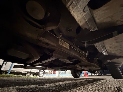 Used 2014 Chevrolet Silverado 1500 High Country w/ High Country Premium Package image 33