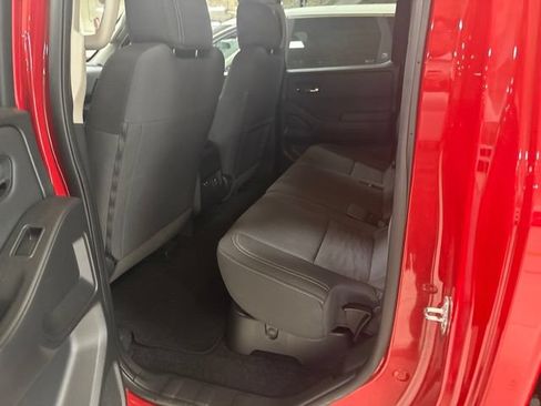 Certified 2024 Nissan Frontier SV w/ SV Convenience Package RWD image 8