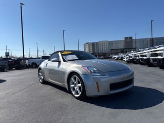 Used 2005 Nissan 350Z Touring video 1