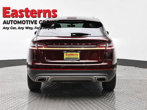 Used 2022 Lincoln Nautilus FWD w/ Premium Package image 6