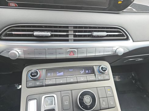 Used 2021 Hyundai Palisade Calligraphy w/ Cargo Package image 19