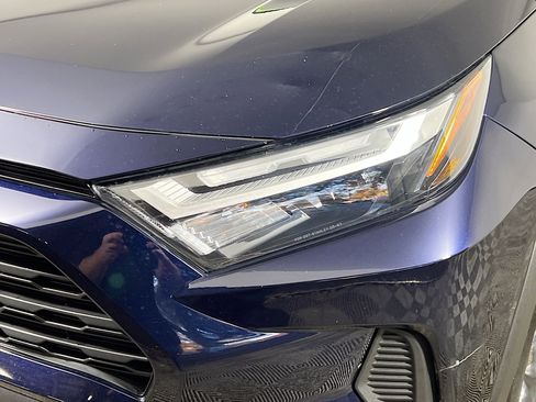 Used 2024 Toyota RAV4 XLE image 12