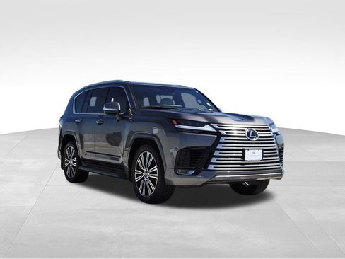 Used 2023 Lexus LX 600 4WD w/ Accessory Package (Z1) image 1