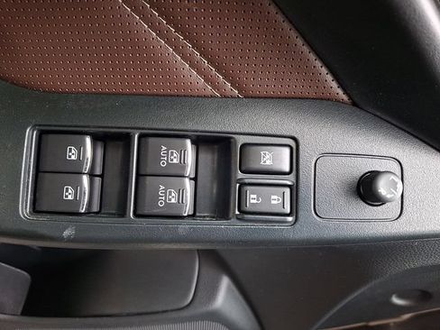 Used 2018 Subaru Forester 2.5i Touring AWD/4WD image 20