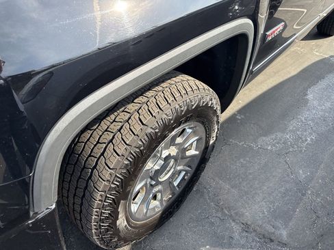 Used 2015 GMC Sierra 1500 SLE w/ All-Terrain Package image 5