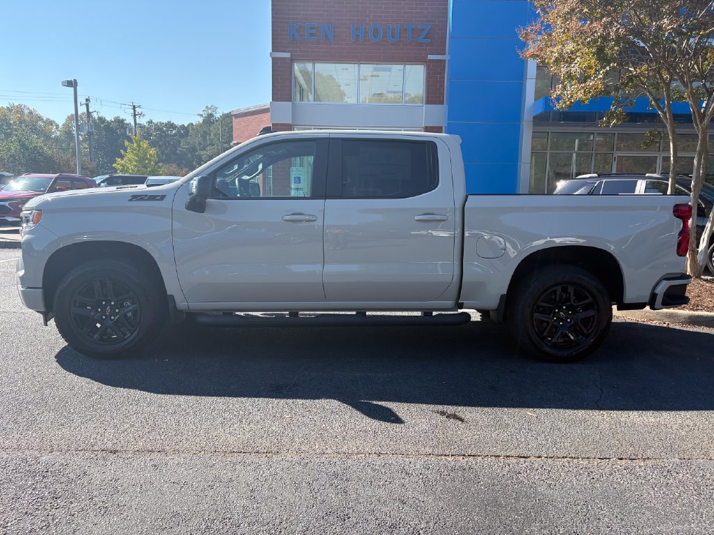 New 2026 Chevrolet Silverado 1500 RST w/ RST All Star Premium Package AWD/4WD image 2