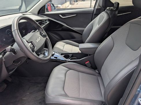 Used 2024 Kia Niro Wind w/ Wind Preserve Package FWD image 10