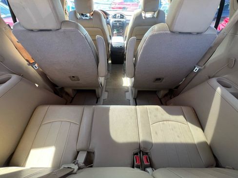 Used 2011 Buick Enclave CXL AWD/4WD image 29