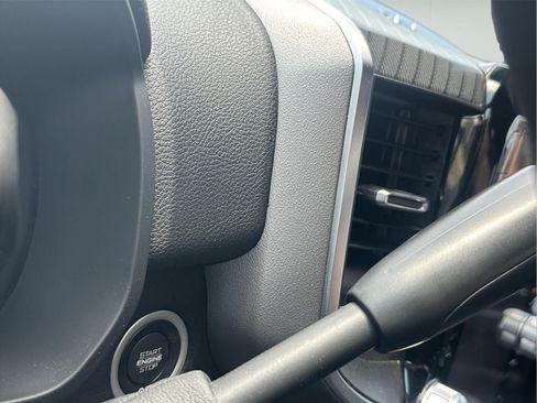 Used 2026 RAM 2500 Big Horn AWD/4WD image 19