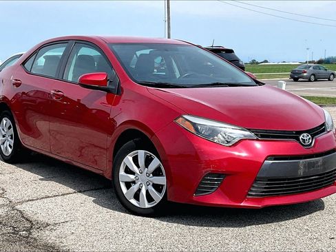 Used 2015 Toyota Corolla LE FWD image 35