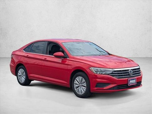 Used 2019 Volkswagen Jetta S w/ Driver Assistance Package FWD image 3