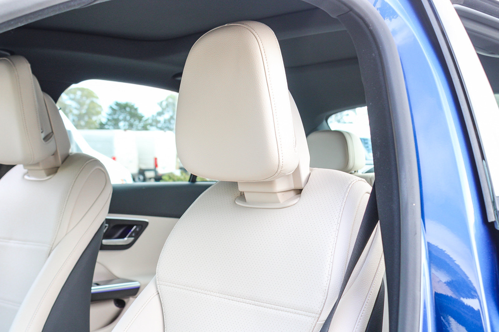 Certified 2026 Mercedes-Benz C 300 4MATIC Sedan image 20