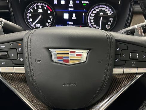 Used 2021 Cadillac XT6 Sport w/ Platinum Package AWD/4WD image 16