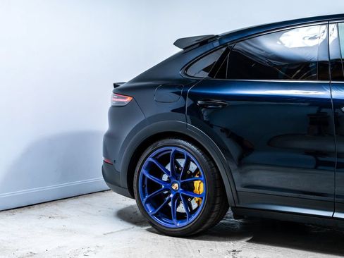 Certified 2023 Porsche Cayenne Turbo GT AWD/4WD image 29
