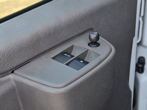 Used 2021 Chevrolet Express 2500 Work Van w/ Driver Convenience Package image 13