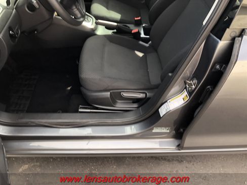 Used 2012 Volkswagen Jetta S image 11