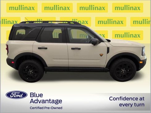 Used 2025 Ford Bronco Sport Badlands image 2
