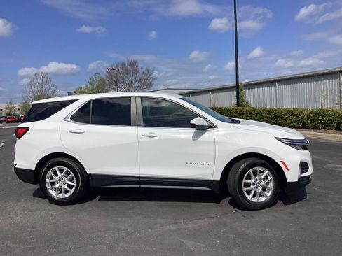 Used 2023 Chevrolet Equinox LT image 5
