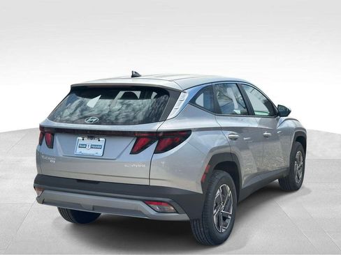 New 2026 Hyundai Tucson Blue SE AWD/4WD image 4