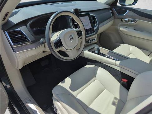 Used 2024 Volvo XC90 B5 Plus AWD/4WD image 6