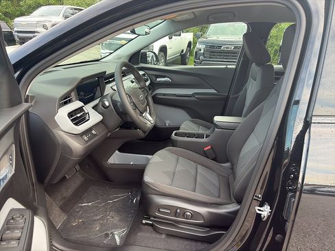 New 2027 Chevrolet Bolt LT w/ Comfort Package FWD image 9