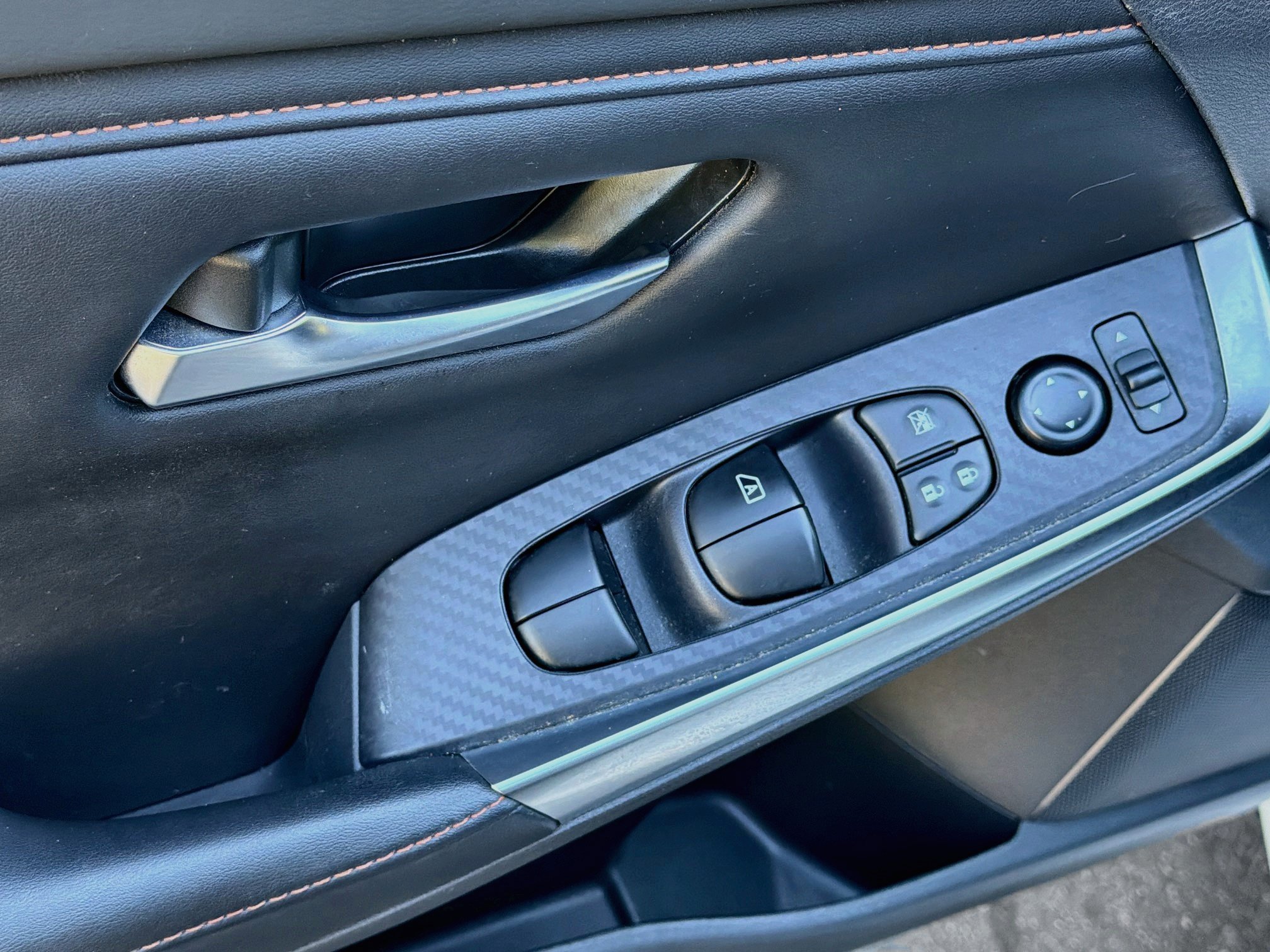 Used 2023 Nissan Sentra SR w/ Midnight Edition Package FWD image 14