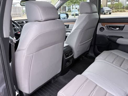 Used 2018 Honda CR-V Touring image 19