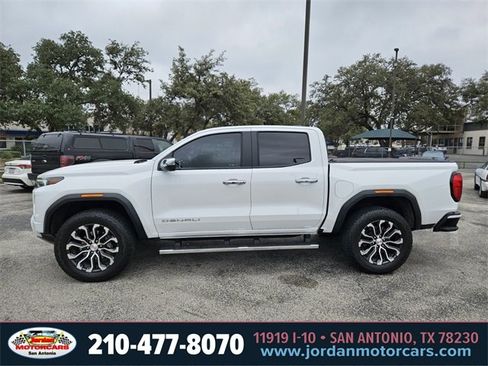Used 2024 GMC Canyon Denali image 2