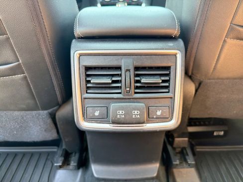 Used 2019 Subaru Forester Touring AWD/4WD image 35