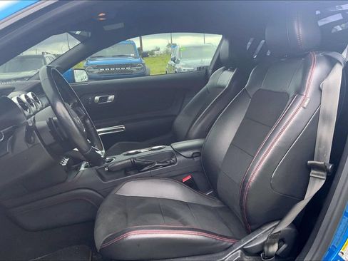 Used 2020 Ford Mustang GT Premium w/ Equipment Group 401A RWD image 8