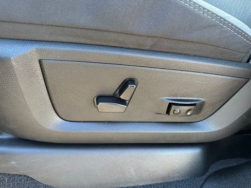 Used 2024 RAM 2500 Big Horn image 12