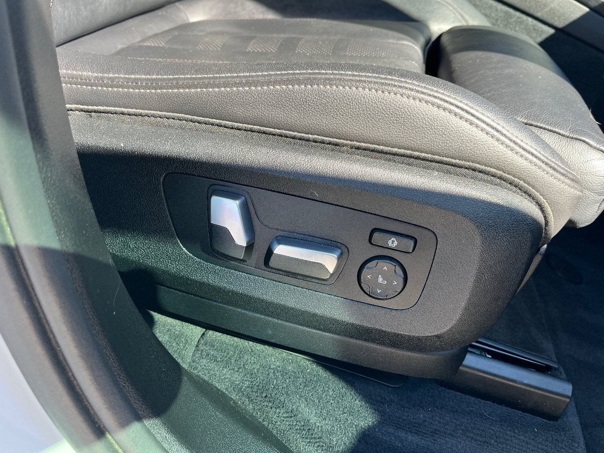 Used 2019 BMW X5 xDrive40i w/ Convenience Package AWD/4WD image 39