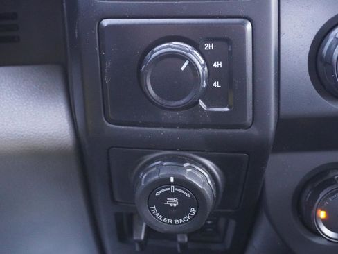 Used 2020 Ford F150 XL w/ Equipment Group 101A Mid AWD/4WD image 13