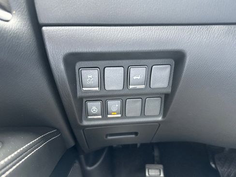 Used 2019 INFINITI QX60 Luxe w/ Essential Package image 17